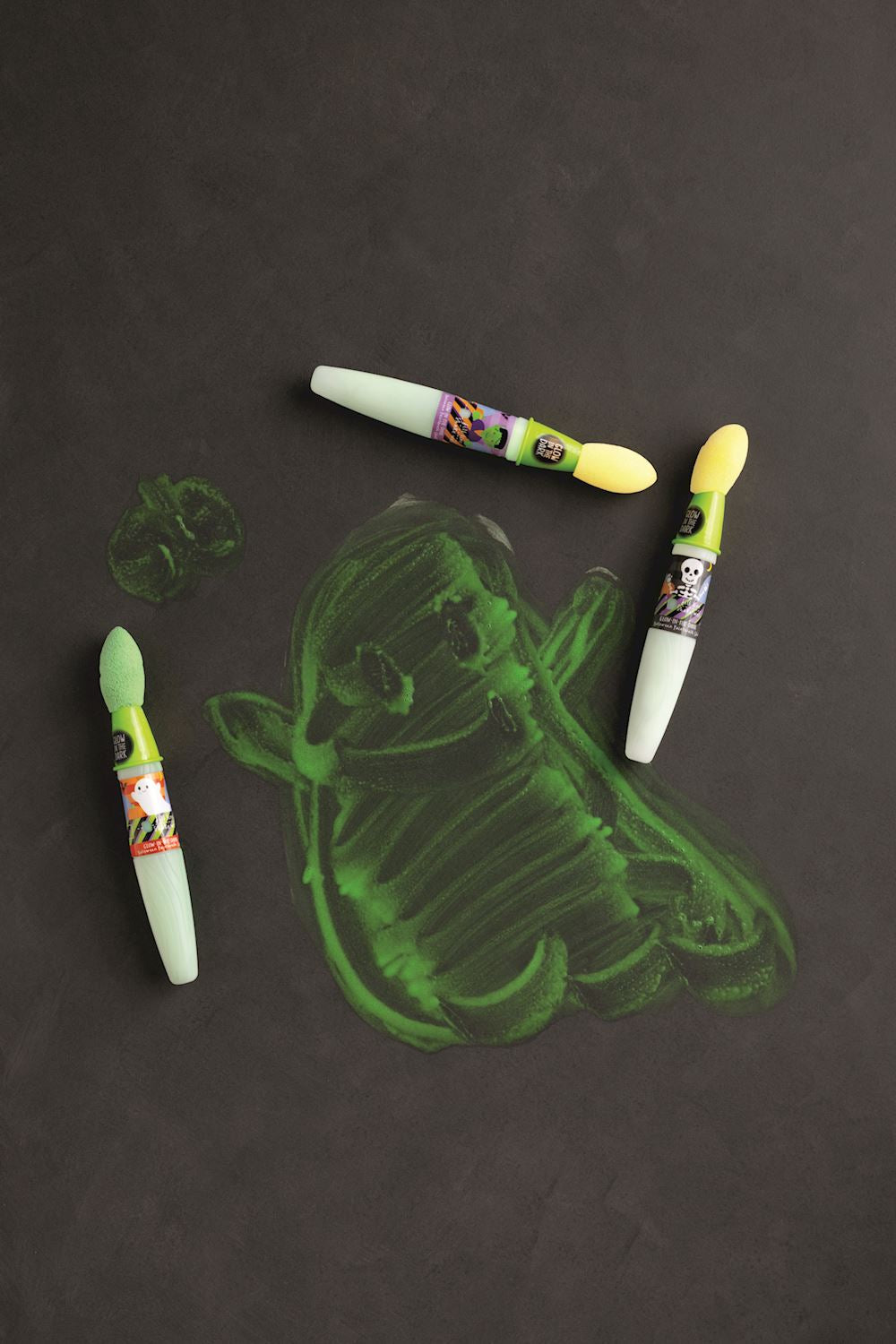 Halloween Glow Chalk Brush