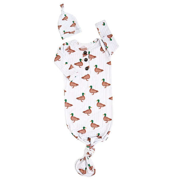 Landon Duck GOWN Hat Set