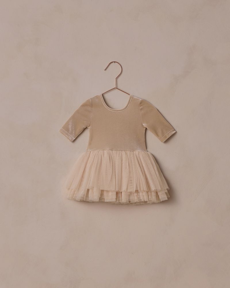 THEA TUTU | ANTIQUE