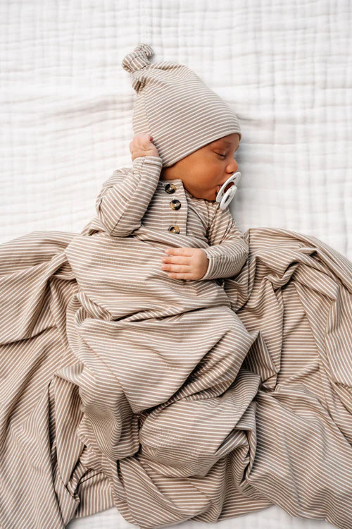 Banks Knotted Gown - Newborn-3 Month