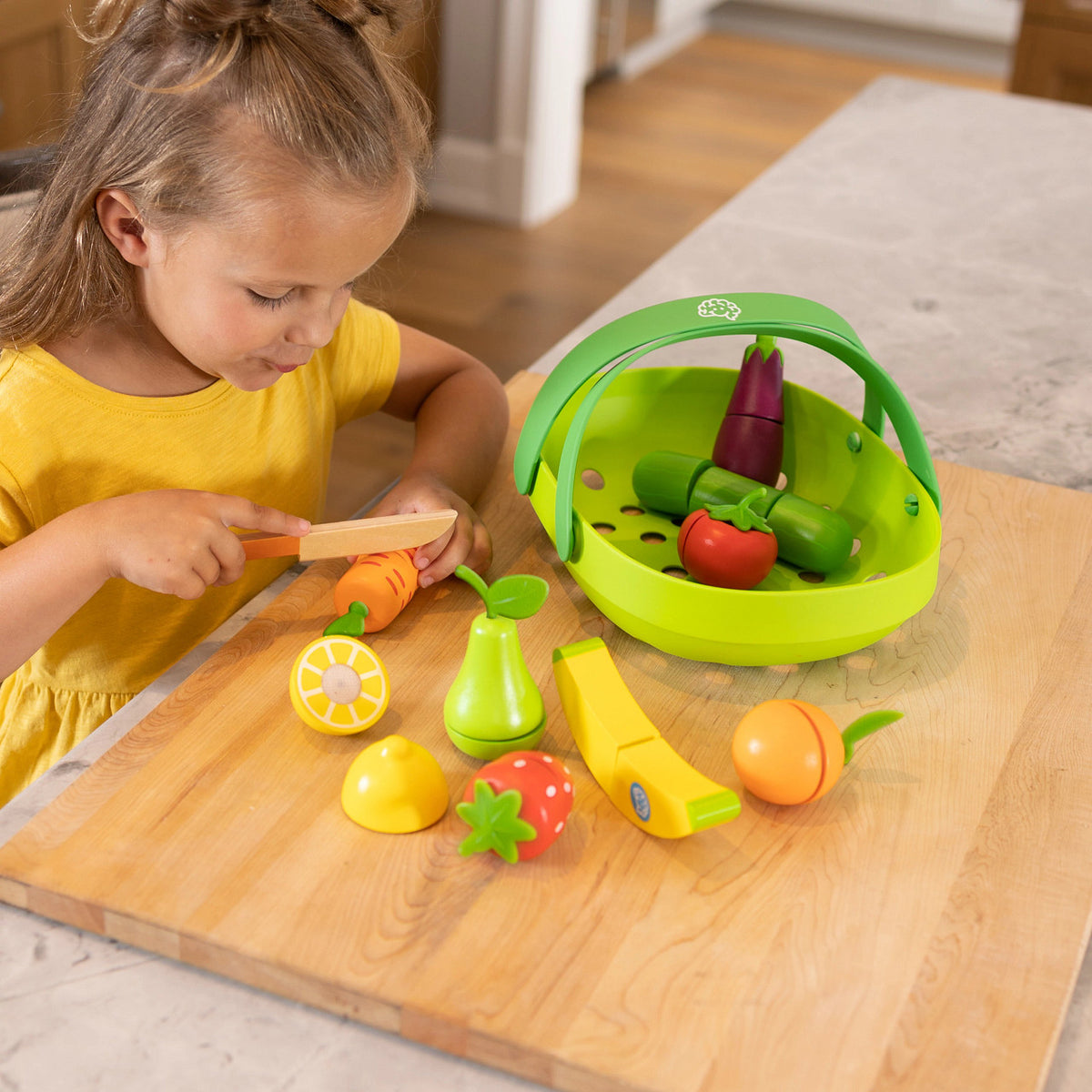 Pretendables Fruit & Veggie Basket