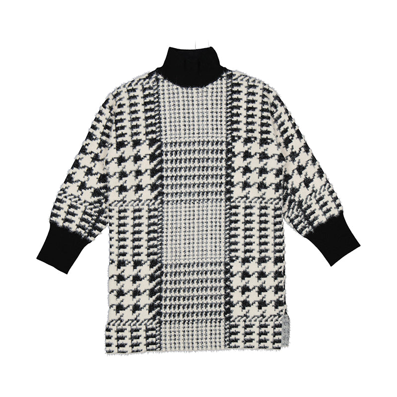 Houndstooth knit dress