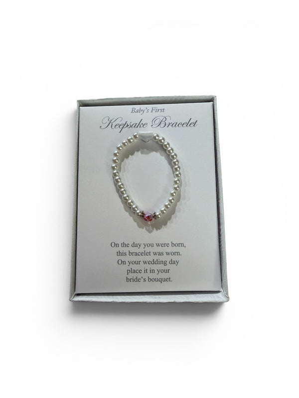 Pearl bracelet with Pink Bead