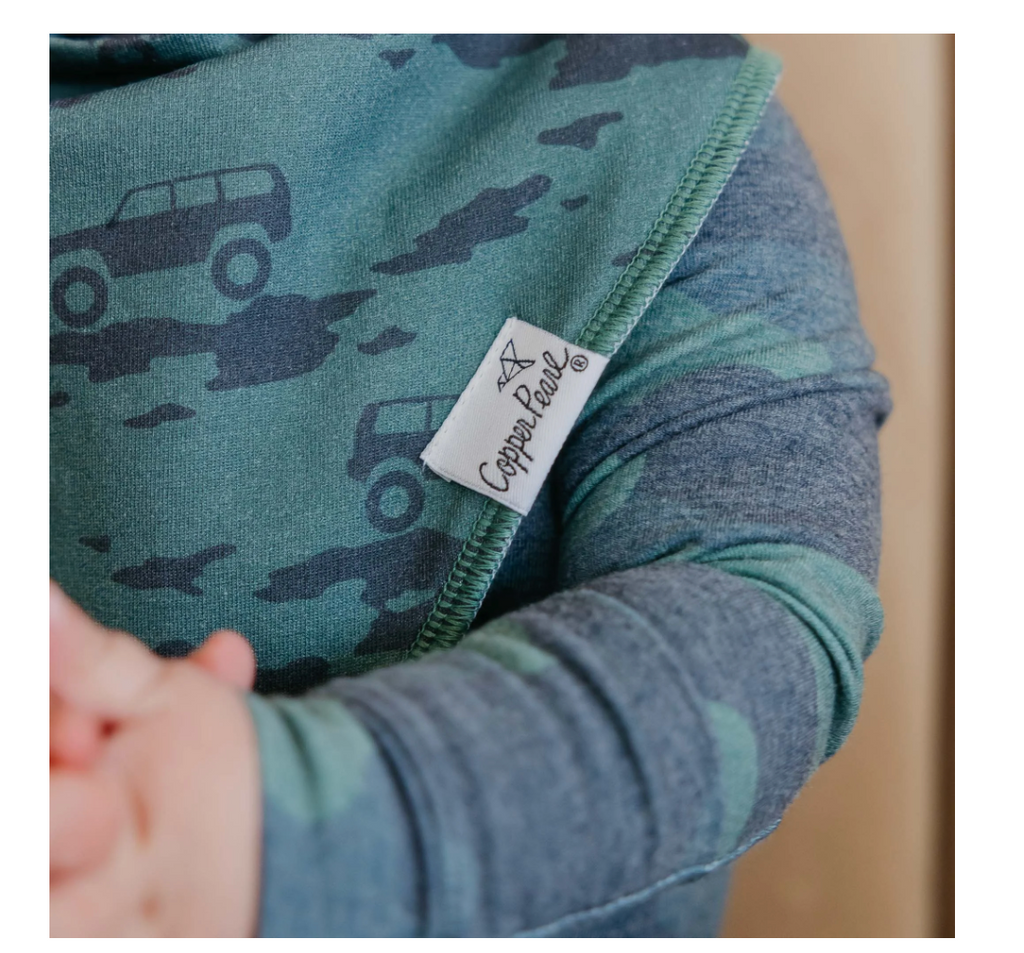 Hunter Bandana Bib Set