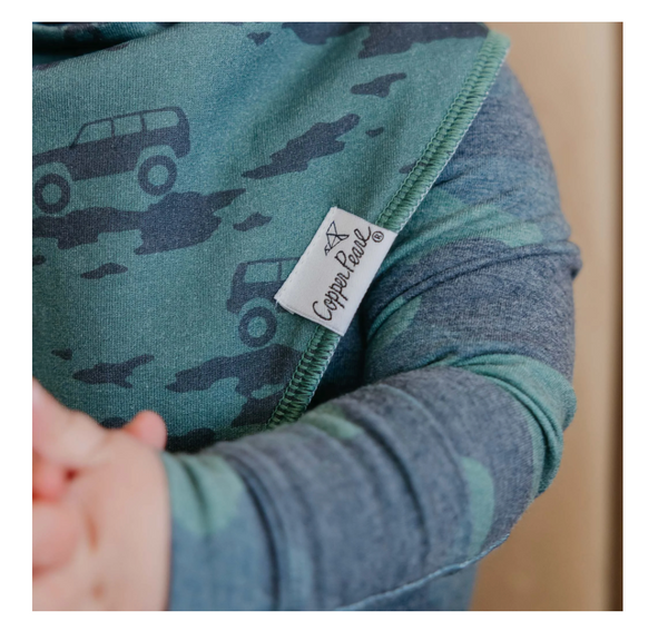 Hunter Bandana Bib Set