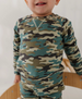 BOYS RAGLAN SWEATSHIRT - Camo