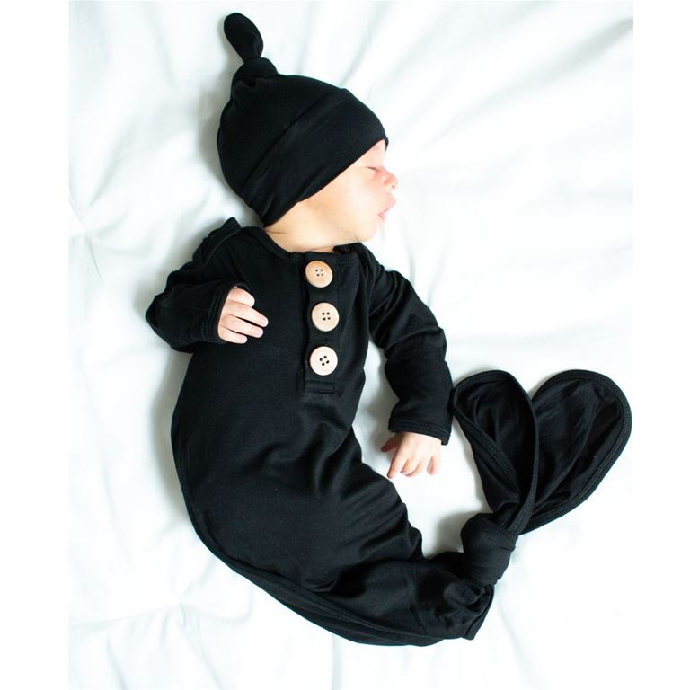 BLACK KNOT GOWN AND HAT SET- NB/0-3M
