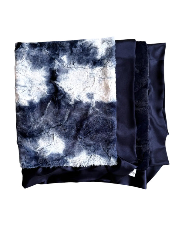 Navy Tie Dye | Luxe Cuddle Blanket