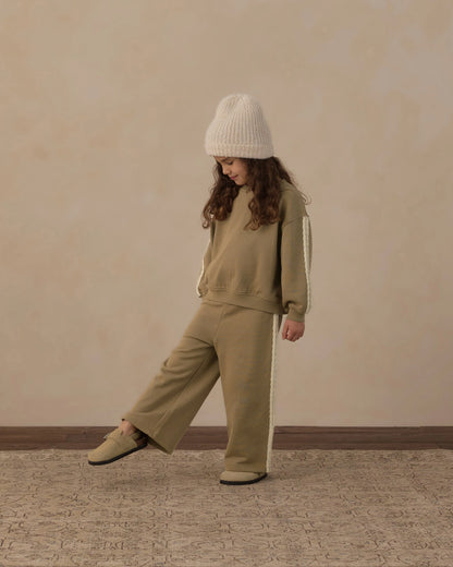 OVERSIZED SWEATSHIRT OLIVE