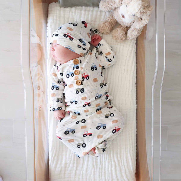 Little Farmer Bamboo Waffle Newborn Baby Knot Gown & Hat Set