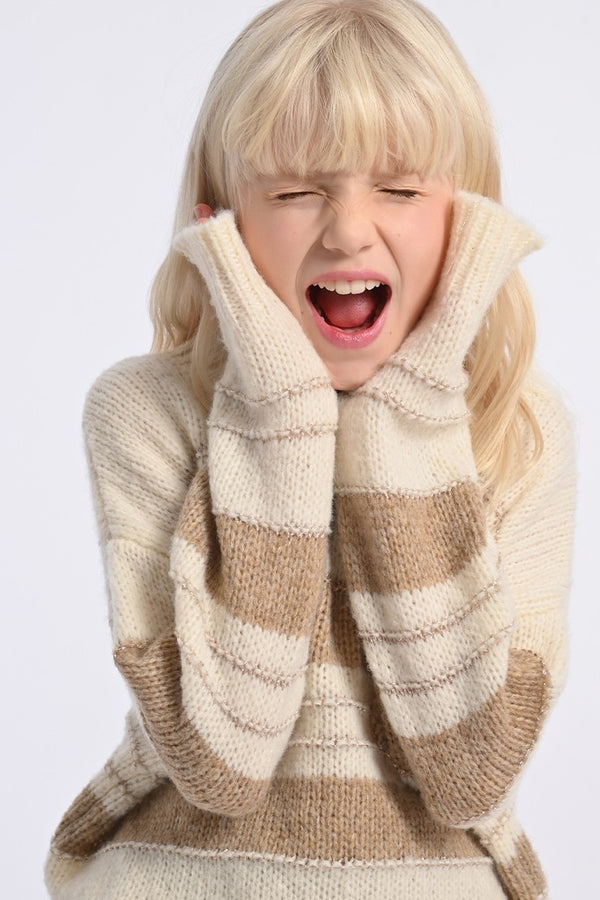 Knitted sweater, embossed stripes