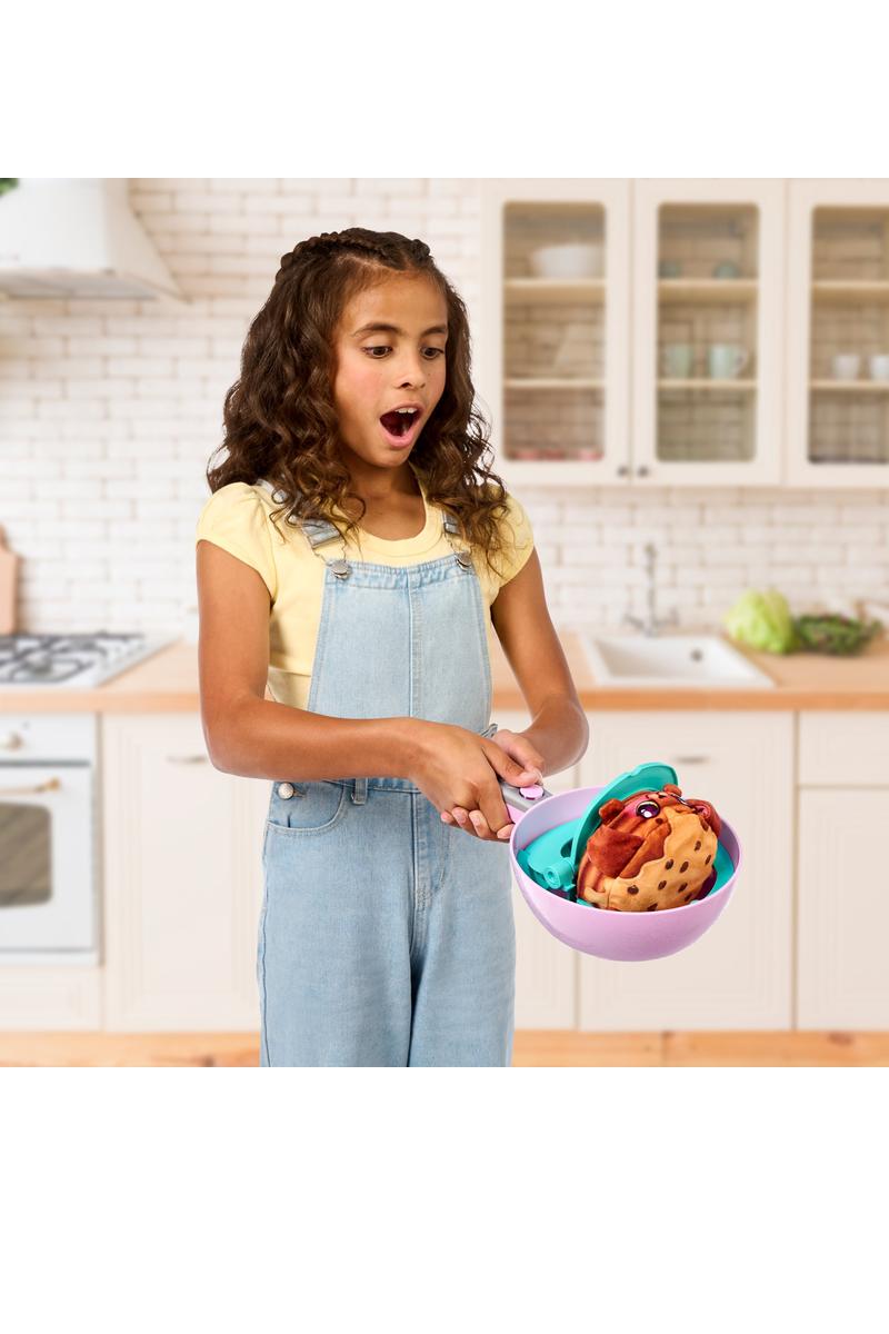 Cookeez Makery™ Pancake Treatz Playset Plush (Frying Pan)