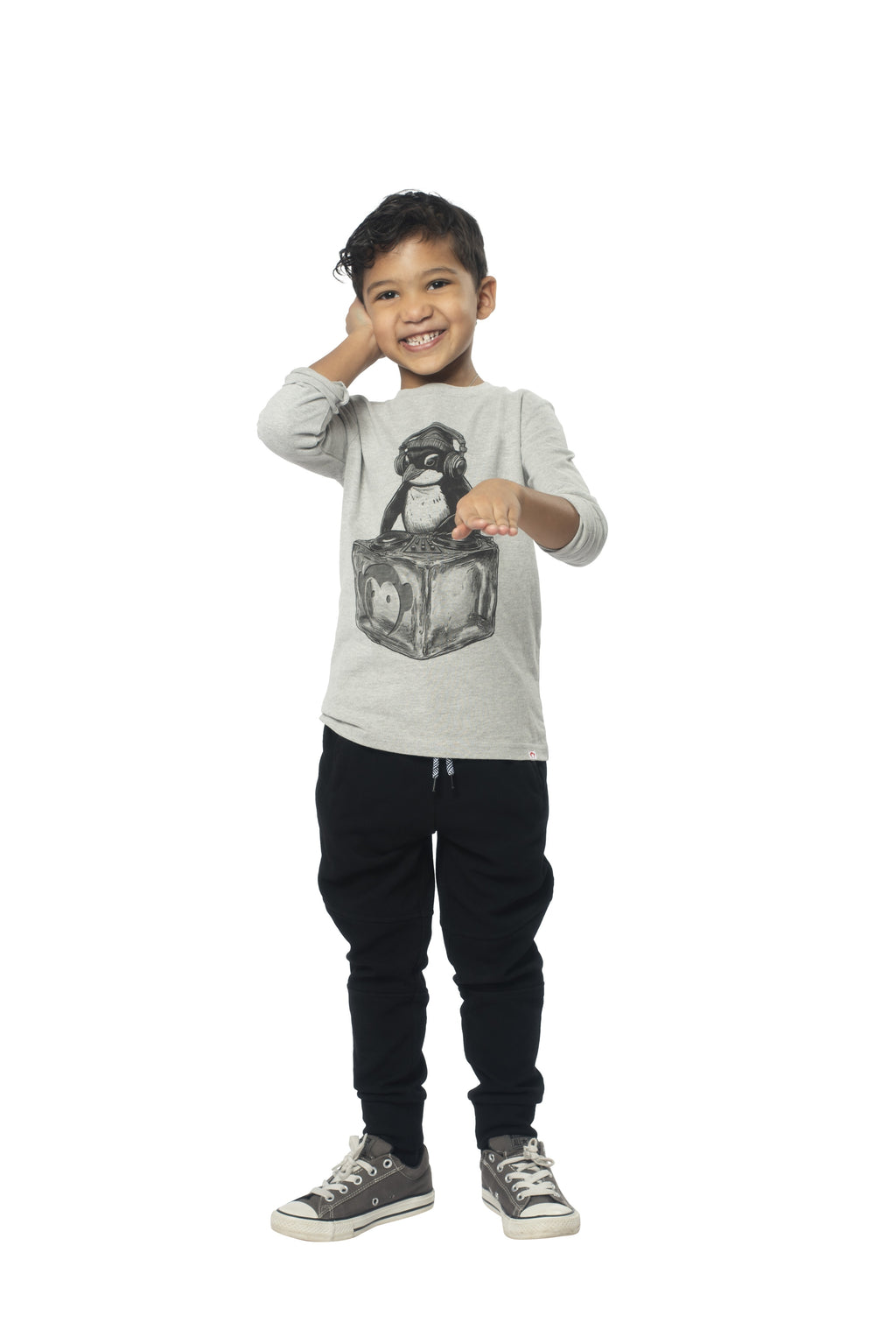 GRAPHIC LONG SLEEVE TEE