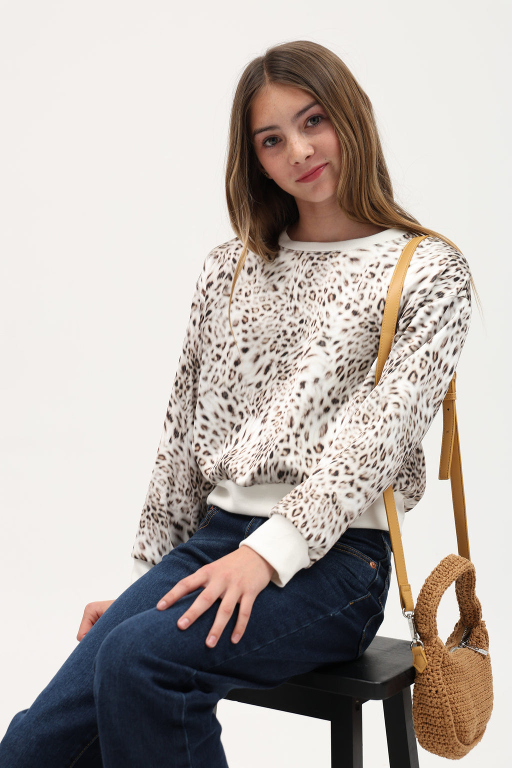 PRINTED SATIN LONG SLEEVE BANDED CREW NECK