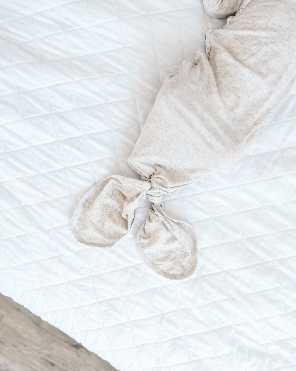 Oat Newborn Knotted Gown