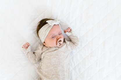 Oat Newborn Knotted Gown